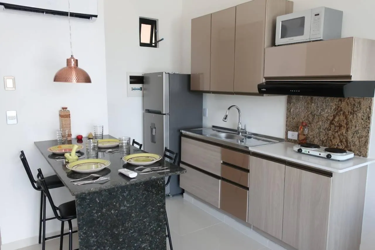 Apartahotel Aqua Vista By La Cultura Suites Playa del Carmen